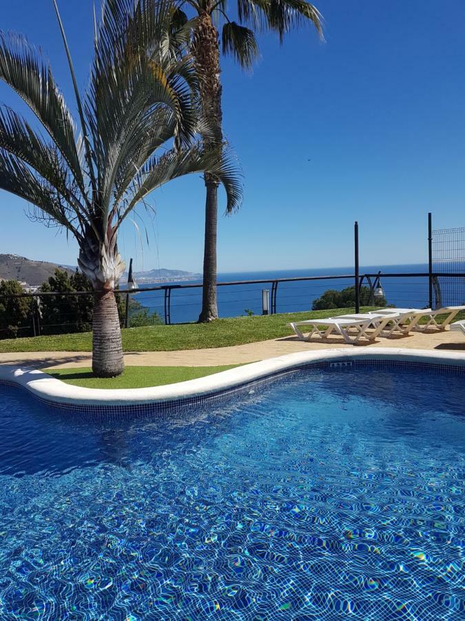 Tropical Andalusian Place Альмуньекар Экстерьер фото