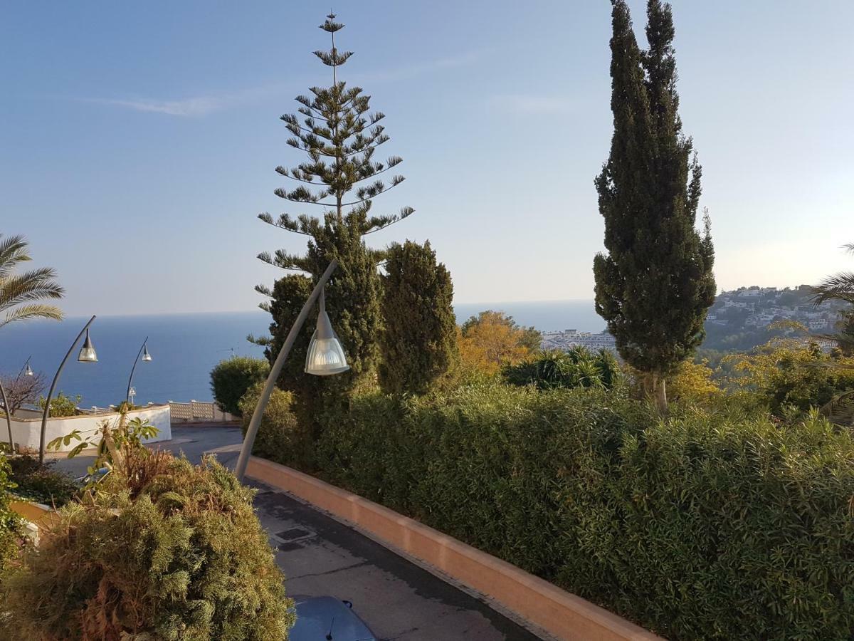 Tropical Andalusian Place Альмуньекар Экстерьер фото